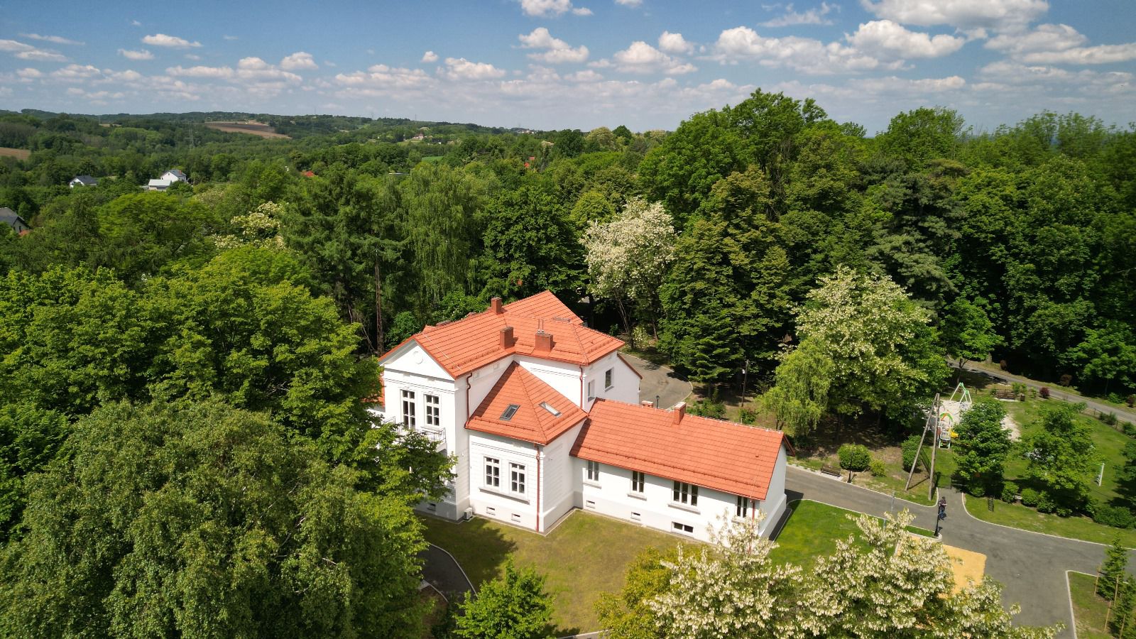 DWOREK KOSSOWA D